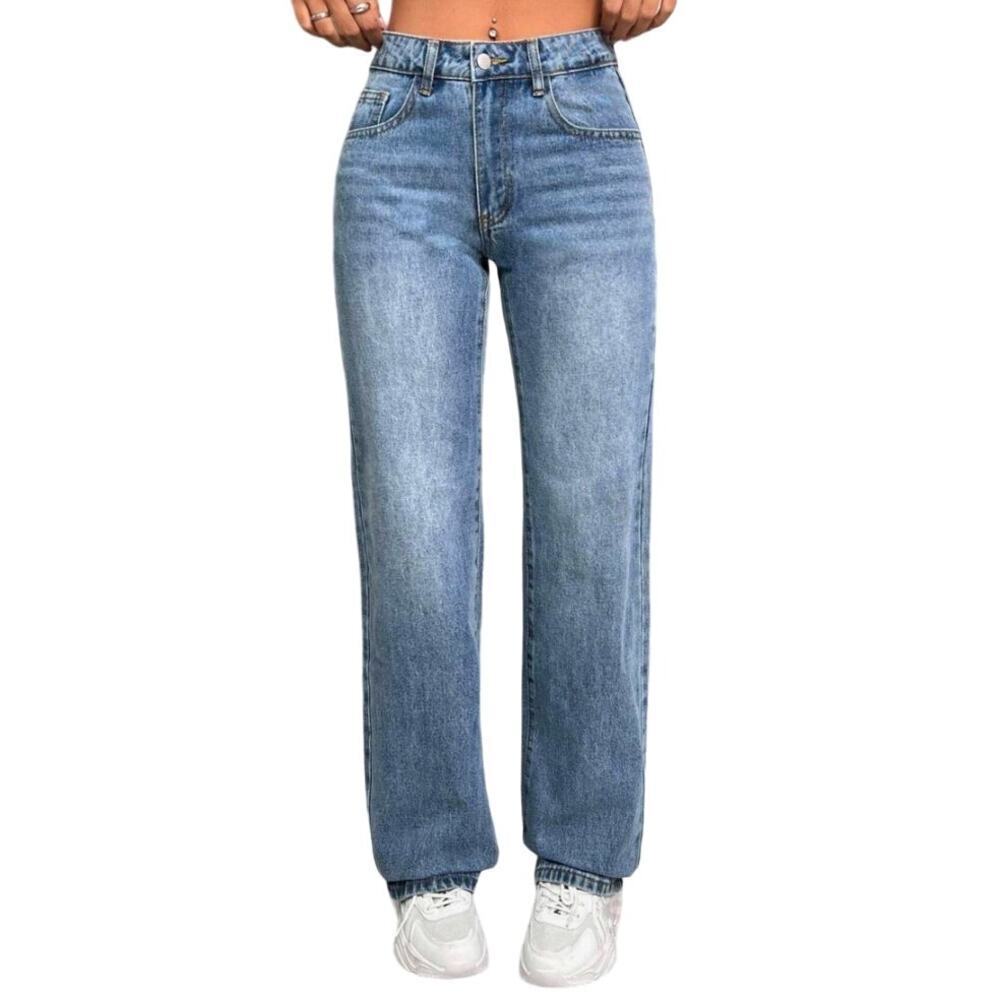 Petite Slant Pocket Straight Leg Jeans in Blue, Size SP/4​​​​
